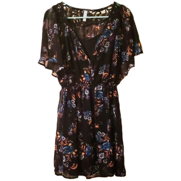 Xhileration Flowy Black Floral Dress - Picture 1 of 5